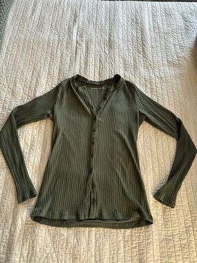 Abercrombie & Fitch Olive Green Ribbed Button-Front Long Sleeve Top